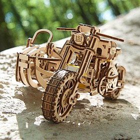 Kit para construir una moto Scrambler con sidecar de madera Ugears